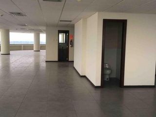 Foto 16 de Alquilo/ Vendo Oficinas en The Point de 760 m2
