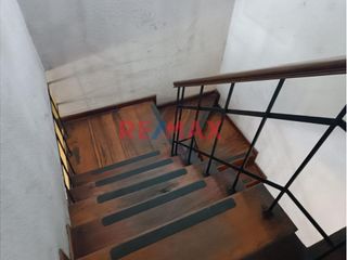 Foto 17 de VENDO CASA VIVIENDA UBICADA LOS FICUS SANTA ANITA!
Precio $299,000
Area Ocupada 180m2
Area Construida 259m2
4 dormitorios, 1 escritorio, 3 baños c