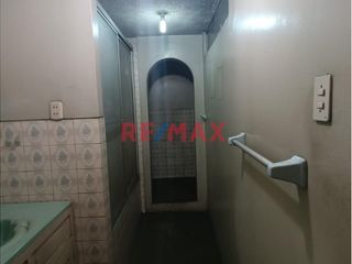 Foto 5 de VENDO CASA VIVIENDA UBICADA LOS FICUS SANTA ANITA!
Precio $299,000
Area Ocupada 180m2
Area Construida 259m2
4 dormitorios, 1 escritorio, 3 baños c