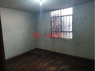 Foto 6 de VENDO CASA VIVIENDA UBICADA LOS FICUS SANTA ANITA!
Precio $299,000
Area Ocupada 180m2
Area Construida 259m2
4 dormitorios, 1 escritorio, 3 baños c