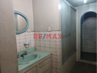Foto 4 de VENDO CASA VIVIENDA UBICADA LOS FICUS SANTA ANITA!
Precio $299,000
Area Ocupada 180m2
Area Construida 259m2
4 dormitorios, 1 escritorio, 3 baños c