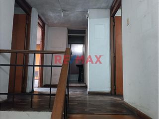 Foto 9 de VENDO CASA VIVIENDA UBICADA LOS FICUS SANTA ANITA!
Precio $299,000
Area Ocupada 180m2
Area Construida 259m2
4 dormitorios, 1 escritorio, 3 baños c