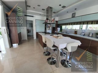Foto 3 de Casa en Venta Barrio Saint Thomas Este Canning