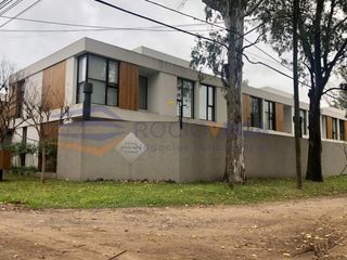 Duplex en venta y alquiler en Barrio Parque Leloir, Ituzaingó