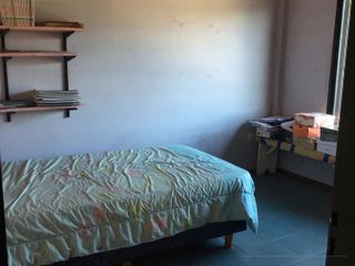 Casa en venta - 3 dormitorios 4 baños - Locales - 230mts2 - Joaquín Gorina, La Plata