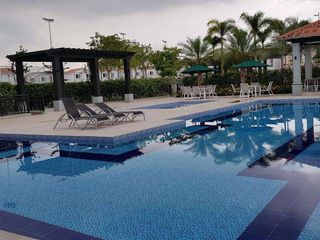Foto 17 de espectacular casa de venta a 10 minutos del centro Comercial el dorado/ urb. Casa Laguna