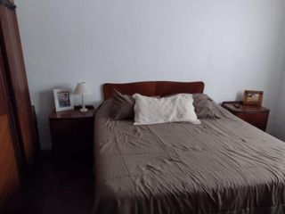 Casa en venta - 2 Dormitorios 1 Baño 1 Cochera - 200Mts2 - Tolosa, La Plata