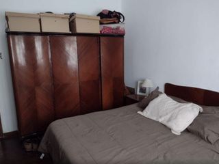 Casa en venta - 2 Dormitorios 1 Baño 1 Cochera - 200Mts2 - Tolosa, La Plata