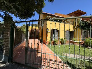 Venta Casa Cuatro Dormitorios, Barrio Los Tordos, Cipolletti, Rio Negro