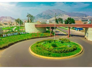Foto 1 de TERRENO IDEAL PARA CONSTRUIR LA CASA DE TU SUEÑOS EN UNA DE LAS MEJORES ZONAS DE LA CAMPIÑA DE MOCHE,  PARA QUE DISFRUTES DEL MEJOR CLIMA DE LA CIUDAD