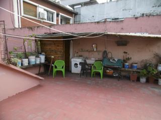 Foto 7 de Casa 6amb lote propio 8,66x33mts 4 deptos s/subdiv local