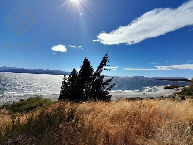 Terreno en  Bariloche con vista al lago. Sobre Costa al lago