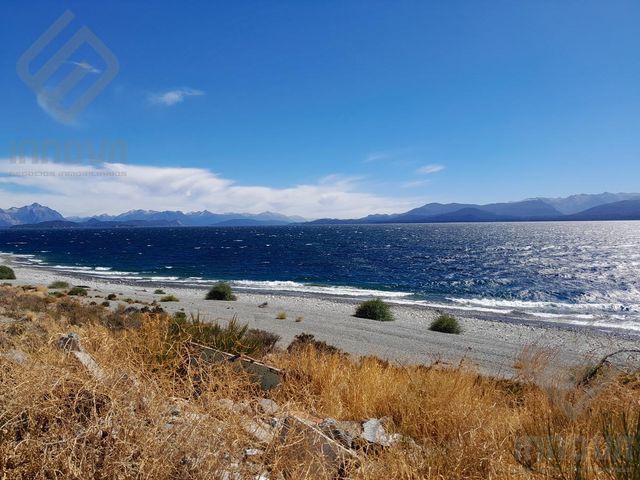 Terreno en  Bariloche con vista al lago. Sobre Costa al lago