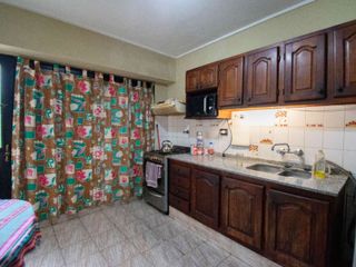 Casa en venta en La Plata, dos dormitorios