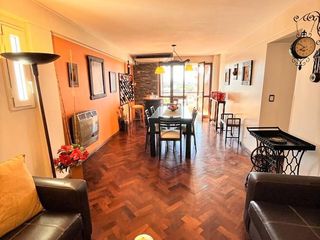 Foto 3 de Exclusivo piso de 4 dormitorios en Barrio Norte, a metros de Plaza Urquiza, en VENTA