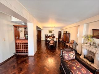 Foto 12 de Exclusivo piso de 4 dormitorios en Barrio Norte, a metros de Plaza Urquiza, en VENTA