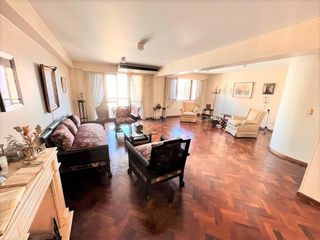 Foto 2 de Exclusivo piso de 4 dormitorios en Barrio Norte, a metros de Plaza Urquiza, en VENTA