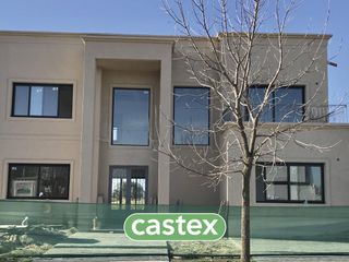 Foto 1 de Casa en venta a estrenar con vista al Golf , en El Cantón