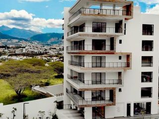 Venta Penthouse 3 dormitorios con balcón y terraza privada. Vista a los valles – Cumbayá. Aurora