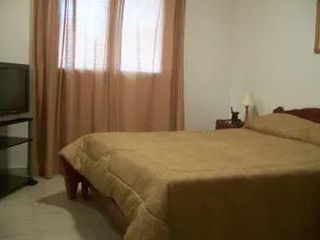 Casa en venta - 1 dormitorio 1 baño - Cochera - 90mts2 - Costa Del Este