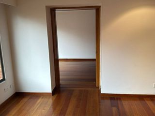 Foto 3 de apartamento en arriendo/venta en los rosales. Cod A19277