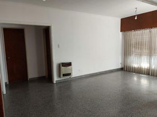 Departamento en venta - 2 Dormitorios 2 Baños - Oficina - Cochera - 216Mts2 - Tolosa, La Plata