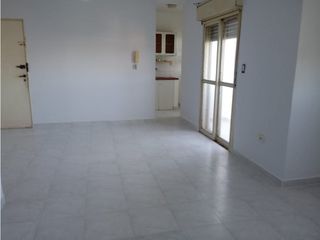 Foto 1 de DEPARTAMENTO EN CALLE PERON N°1114