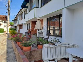 En venta casa de dos niveles en conjunto cerrado - Ricaurte  Cundinamarca