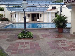 Foto 40 de Norte Olivos Edificio de lujo en Venta