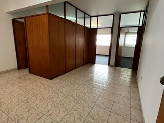 Oficina en alquiler ubicado en Centro