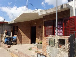 Foto 6 de Barrio Villa Adela,  dos propiedades en un mismo terreno. Oportunidad de inversion