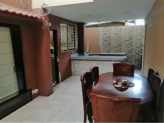 Foto 16 de En VENTA cómoda casa (Sector Samanes).