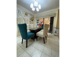 Foto 4 de En VENTA cómoda casa (Sector Samanes).