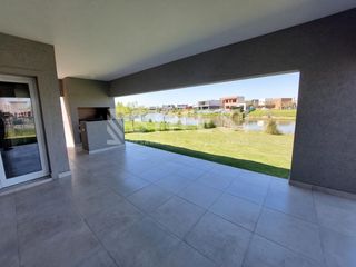 Foto 30 de Casa 5 ambientes AL LAGO con Pileta - Barrio El Canton - Norte