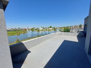 Foto 25 de Casa 5 ambientes AL LAGO con Pileta - Barrio El Canton - Norte
