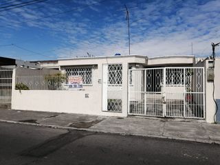Foto 1 de Venta de Casa en Latacunga