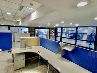 Oficina Amueblada con terraza en imponente Edificio Corporativo en Monserrat - 4 cocheras