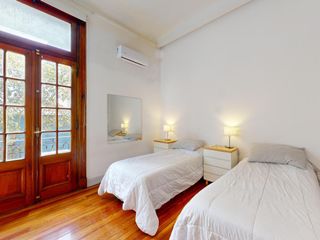 Foto 31 de CASONA EN VENTA EN EL BARRIO DE FLORES