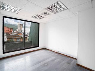 Foto 7 de oficina en arriendo/venta en versalles. Cod V1023093