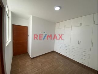 Foto 4 de Venta De Departamento De Estreno En Urb Los Sauces - 5To Piso