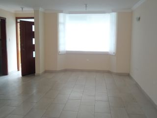 Foto 4 de Alquiler casa valle de los Chillos