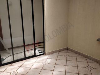 Venta Apartamento en primer piso con 3 patios en el sector sur barrio el Ingenio de Cali-Valle del cauca.-7114