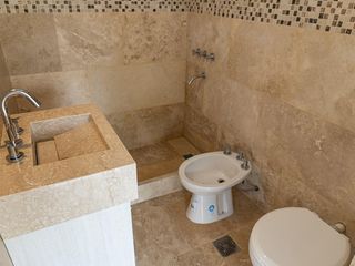 Departamento venta - 2 dormitorios 1 baño - 74mts2 totales - Pergamino