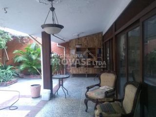 CASA-LOCAL en VENTA en Cúcuta Caobos