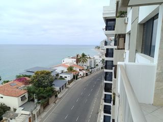 Departamento vista al mar-Hermoso y Amplio Departamento con Vista Al Mar, Al Pie del Malecón de Salinas