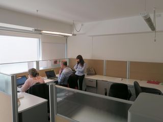 Oficina equipada lista para entrar