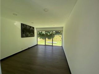 Foto 21 de Casa con Piscina para Renta en la Vía San Antonio La Ceja
