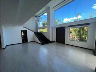 Foto 5 de Casa con Piscina para Renta en la Vía San Antonio La Ceja