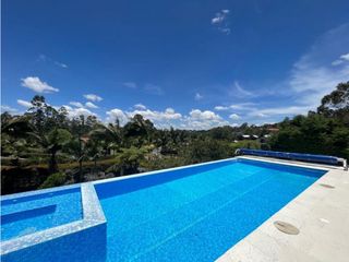 Foto 24 de Casa con Piscina para Renta en la Vía San Antonio La Ceja