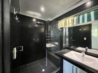 Foto 11 de Casa con Piscina para Renta en la Vía San Antonio La Ceja